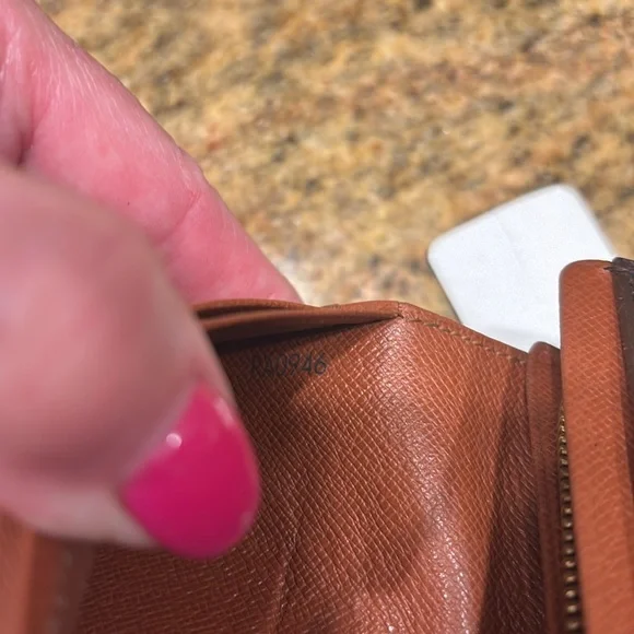 Louis Vuitton monogram Tresor wallet - Picture 11 of 13